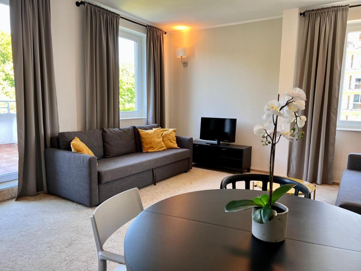 Apartament Lux Kolobrzeg Bagian luar foto